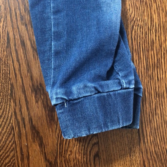 Jeans with elastic bottom - Picture 5 of 6